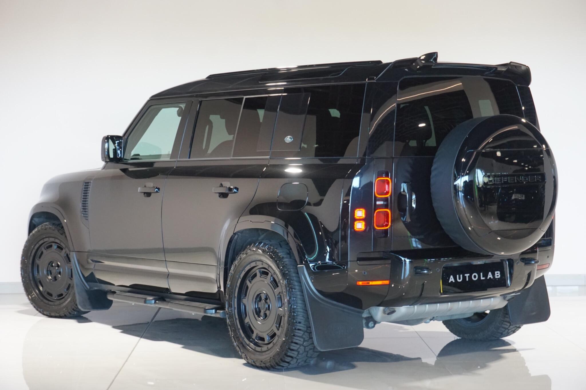 Land Rover Defender 110 2.0 P400e 15.4kWh X-Dynamic S SUV 5dr Petrol Plug-in Hybrid Auto 4WD Euro 6 (s/s) (404 ps)